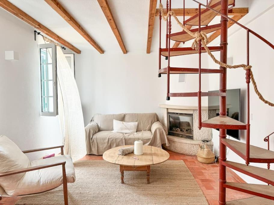 Costa Inn Beach House With Pool By Homeful Homes Costa de Caparica Eksteriør bilde