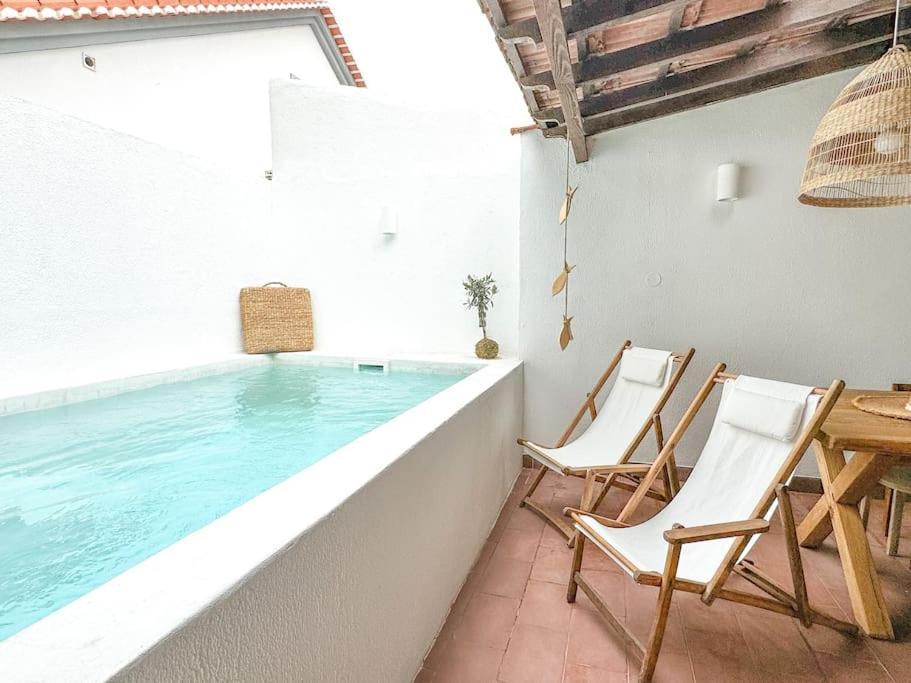Costa Inn Beach House With Pool By Homeful Homes Costa de Caparica Eksteriør bilde